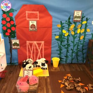Tips, tricks, and ideas to change your dramatic play center into a FARM! Perfect for preschool, pre-k, and kindergarten classrooms. #farmtheme #dramaticplay #pretend
