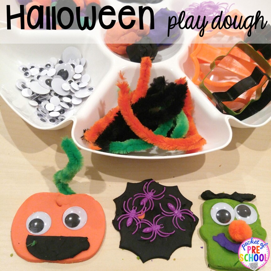Halloween play dough tray! Plus my favorite Halloween activities and centers for preschool, pre-k, and kindergarten (art, math, writing, letters, blocks, STEM, sensory, fine motor). FREE printables... a mummy printable and witches brew counting recipe cards! 
