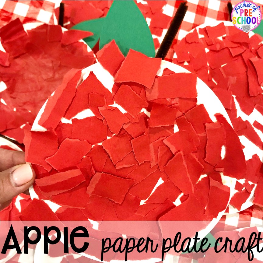 Apple paper plate craft plus more apple theme activities and centers perfect for preschool, pre-k, and kindergarten. #appletheme #preschool #prek #appleactivities 