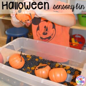 Halloween sensory bin! 15 Classroom Halloween Party Ideas for preschool to 2nd grade! Halloween party game ideas, party snacks, and part hacks to make it go smoothly.