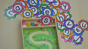 Practice matching and writing letters with this cute flower letter match up game for preschool, pre-k, and kindergarten students.