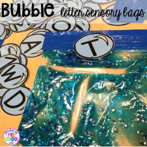 BUBBLE themed sensory bag handwriting practice plus tons of summer themed activities your preschool, pre-k, and kindergarten kiddos will LOVE! #preschool #pre-k #summertheme
