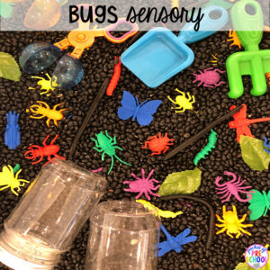 Bug sensory bin plus 40 sensory bin ideas for the whole year! #sensorybin #sensorytable #sensory #sesoryplay #preschool #prek #kindergarten