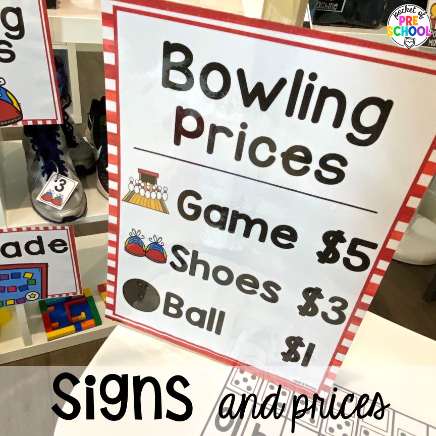 Printable bowling alley dramatic play signs for a fun pretend area. Create a bowling alley dramatic play area in your preschool, pre-k, or kindergarten classroom for hours of play and social skills development.