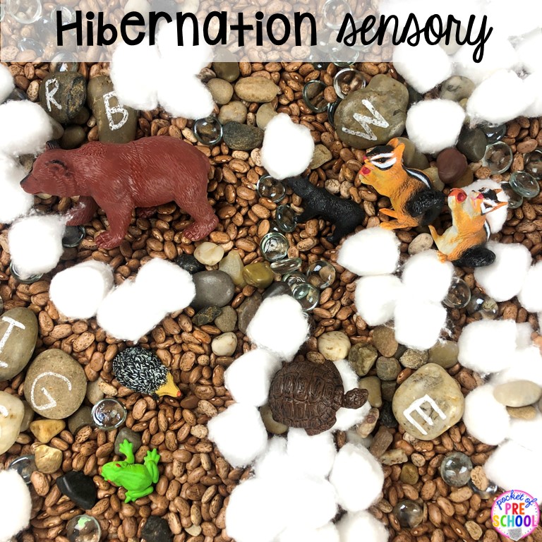 Hibernation sensory bin perfect for winter and exploring hibernating animals. Plus 55 more sensory bin ideas.