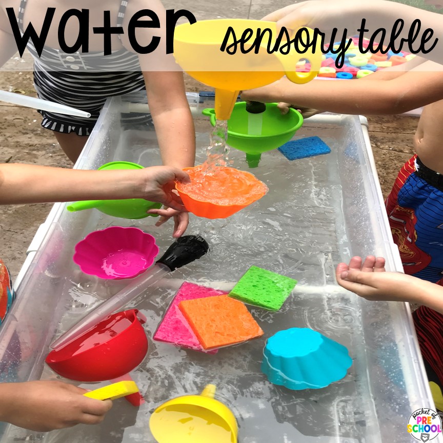 A fun and simple water sensory bin that's fun for summer or anytime during the year. Water Sensory Table Ideas for preschool, pre-k, and kindergarten students to explore, develop muscles, & increase their problem solving skills.